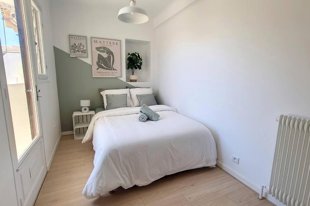 3p Refait A Neuf - Parking L430cm X W275cm Apartment